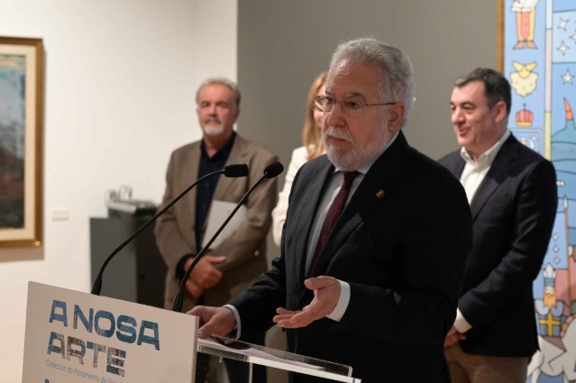 O Parlamento de Galicia expón na Coruña unha selección da súa colección de arte